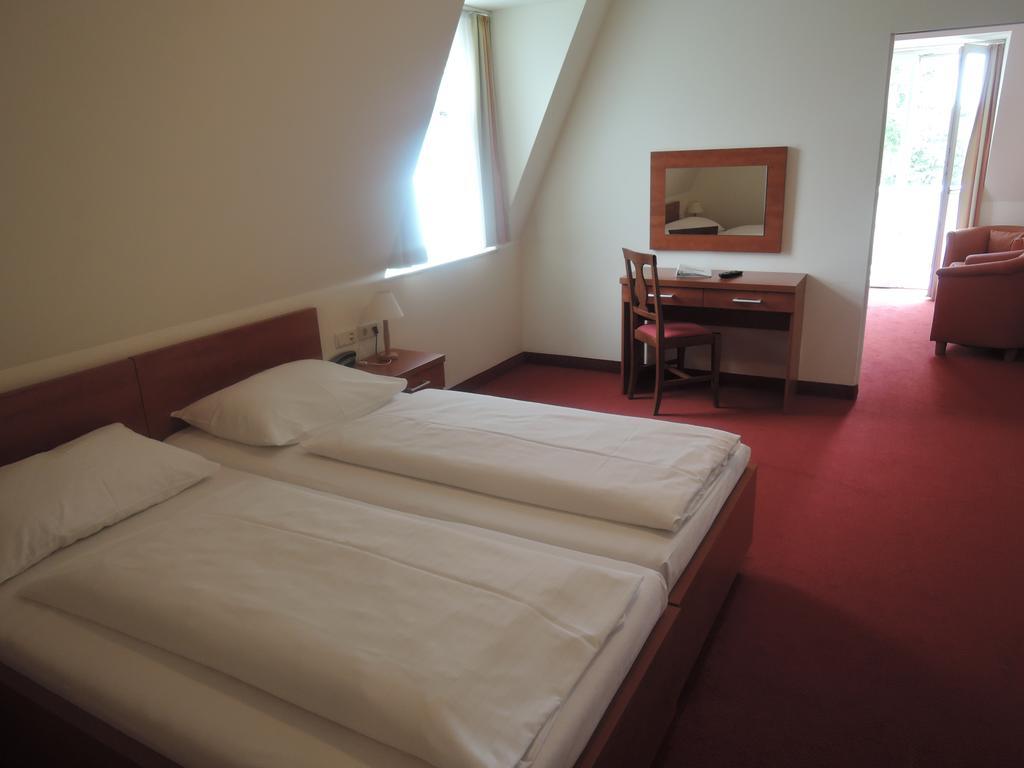 Hotel Restaurant Marienhof Unterkirchbach Екстер'єр фото